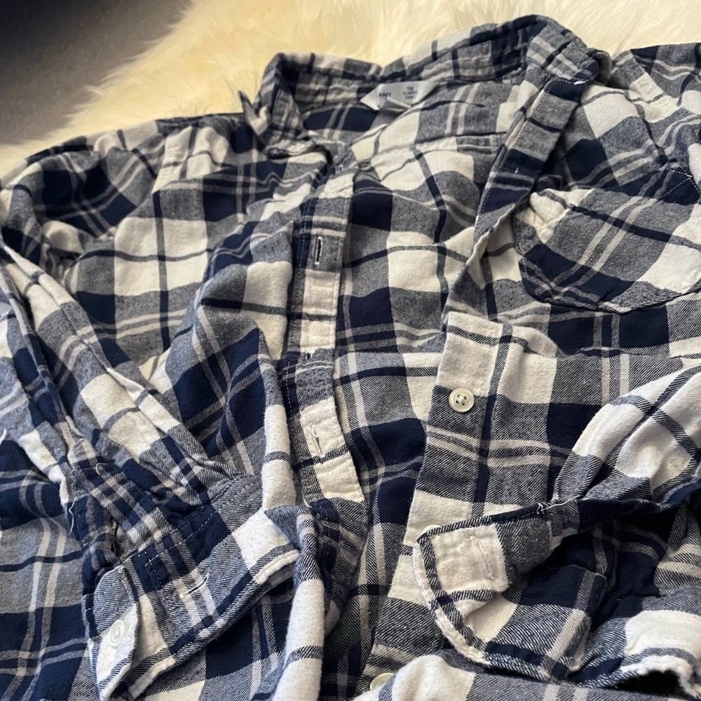 Bundle: flannels - Picture 3 of 7